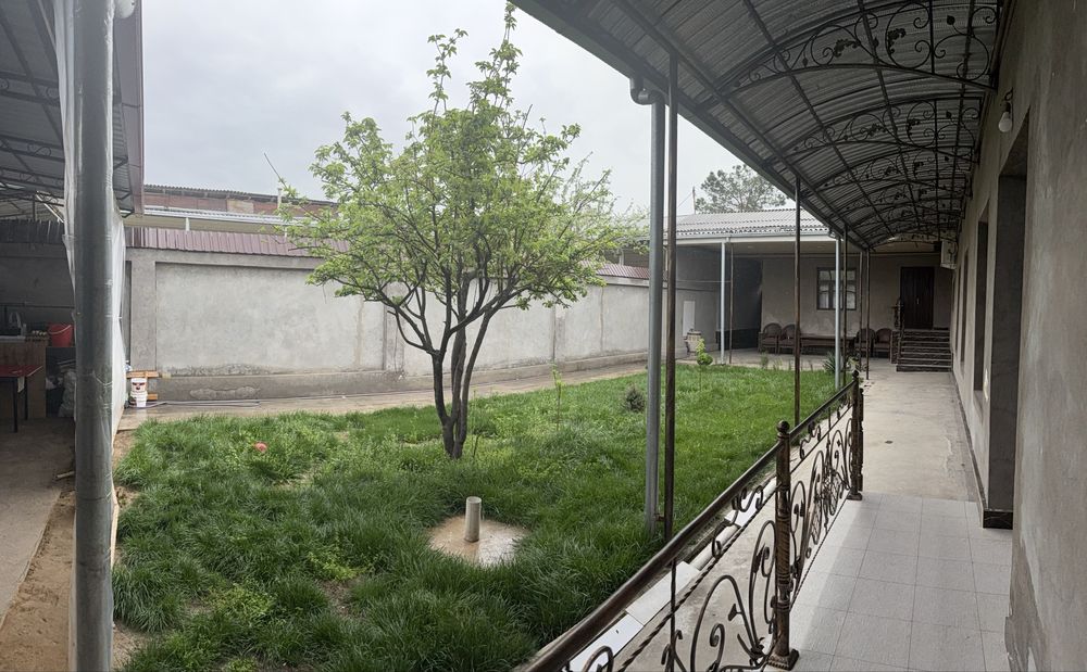 Raysentr Dalaguzarda 4 sotix xovli uy sotilmoqda Fayzli xovli joy