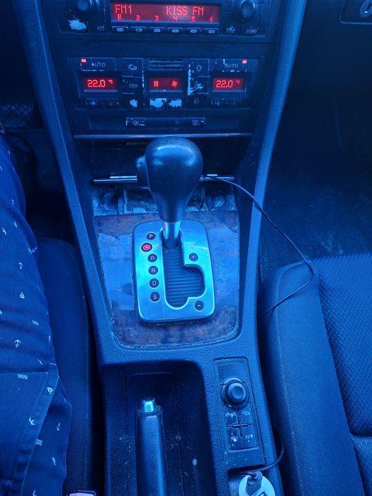 Vand audi a4 automat