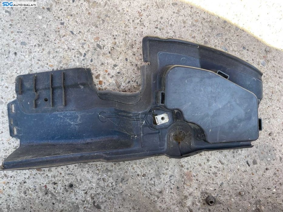 Deflector Aer Radiator Radiatoare BMW Seria 5 E60 E61 2003 - 2010 Cod 7050649 [1694]