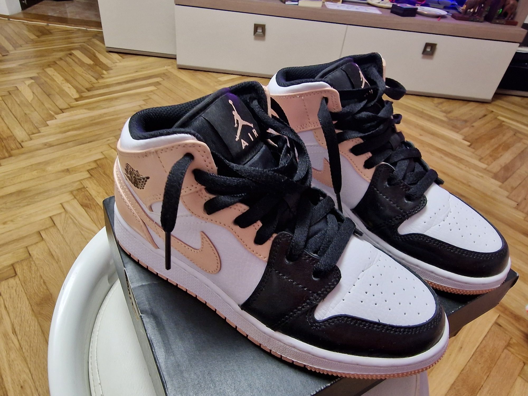 Air Jordan Marimea 36 Buzau OLX.ro