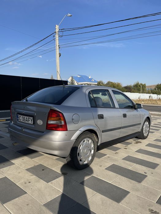 OPEL Astra 2005 — imagine 4