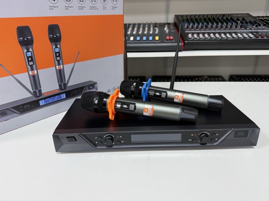 Радиомикрофон.