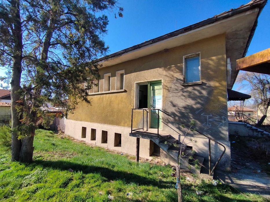 Продава се Промишлена сграда в Радомир - 154 кв.м за 358 €/кв.м - Снимка #2