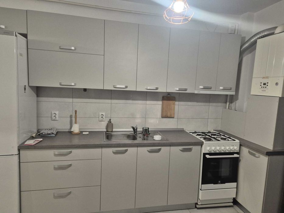 Apartament 2  camere de inchiriat