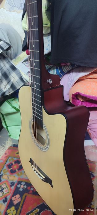 Гитара.      .   .