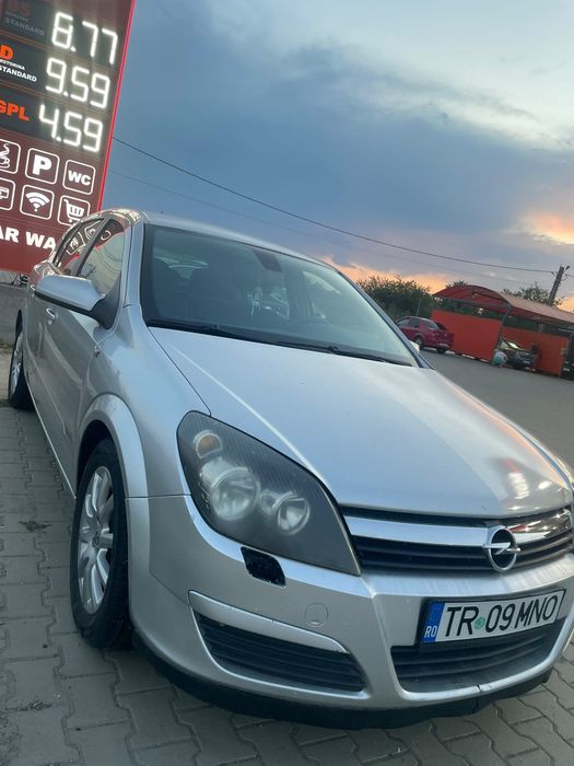 Vând Opel Astra H