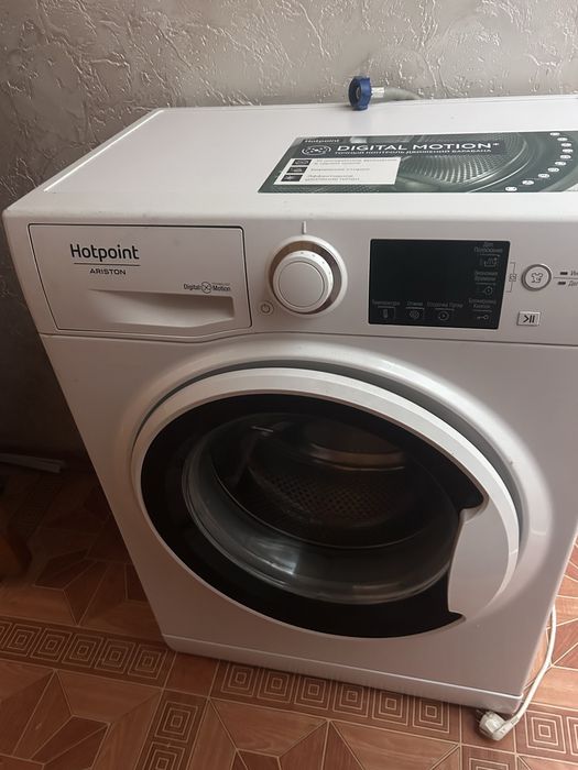 Продам стиральную машину