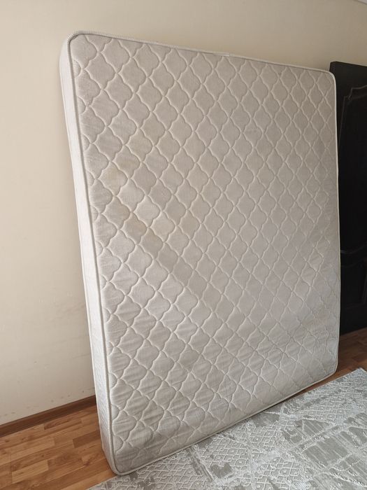 Продам матрас срочно