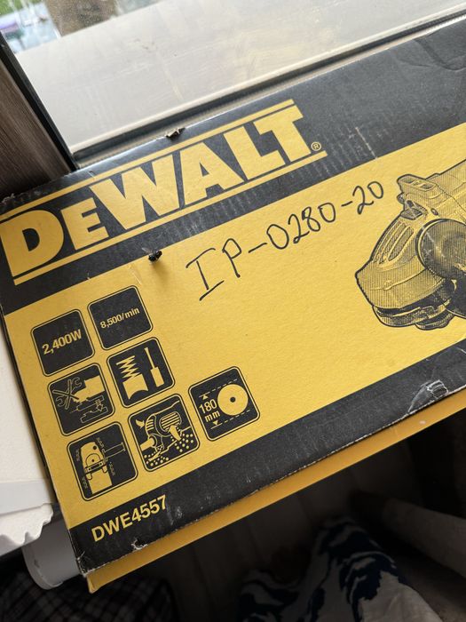 Dewalt болгарка продаю