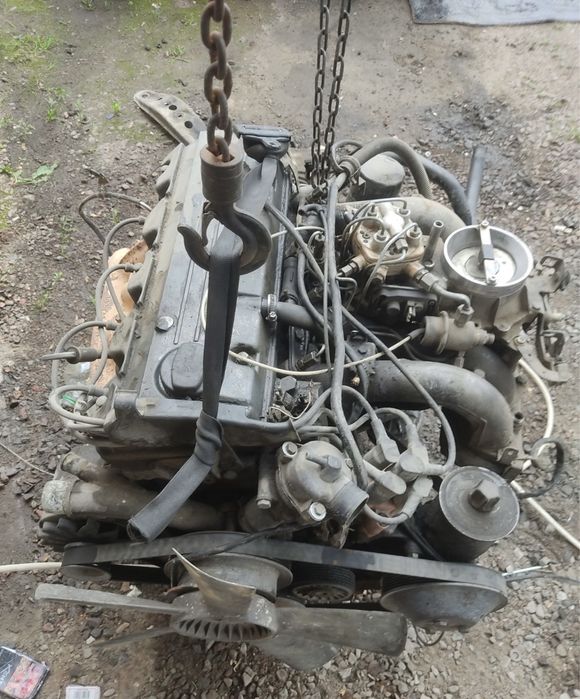 Продам движок от мерс 124 дизель