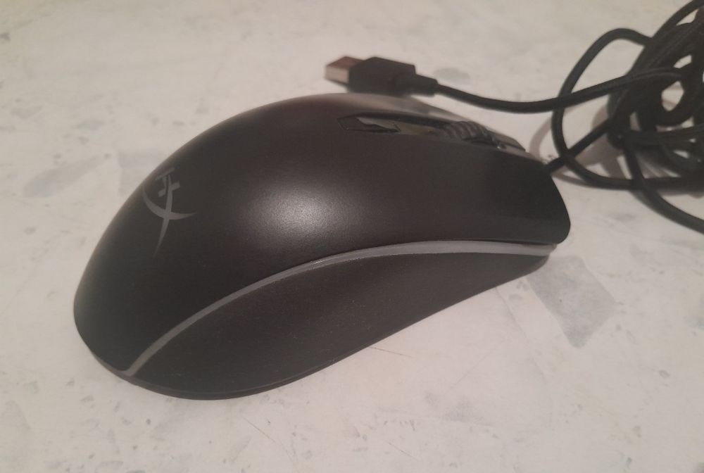 Игровая мышь hyperx pulsefire surge