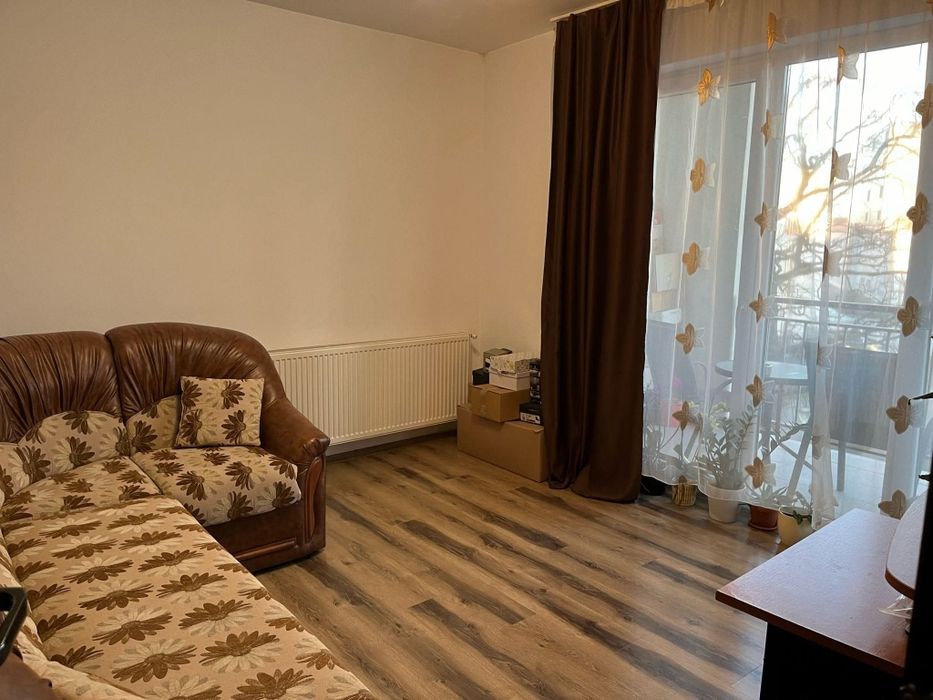 Inchiriez Apartament