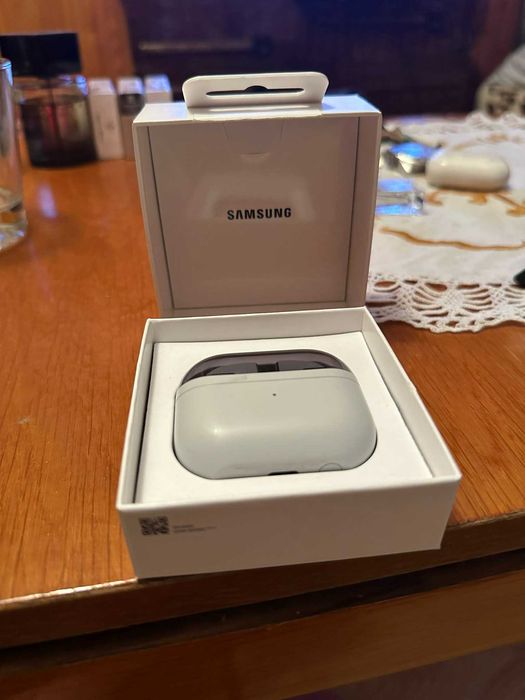 Samsung s25 ultra И слошалки buds3 fe