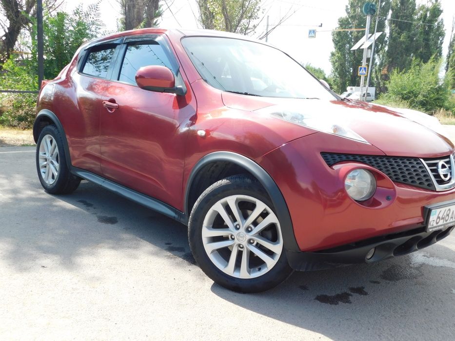 Ниссан жук кроссовер