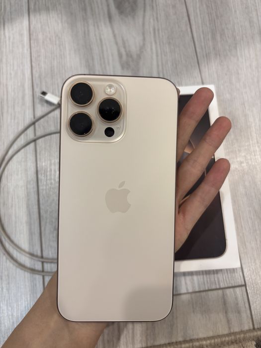 Продам айфон 16 pro max