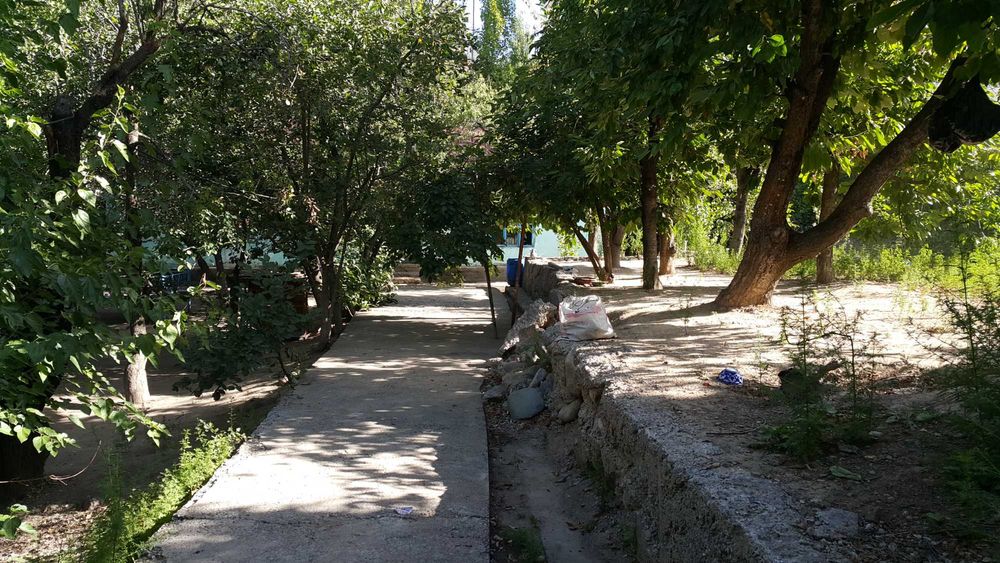 Ер ховли  сотилади