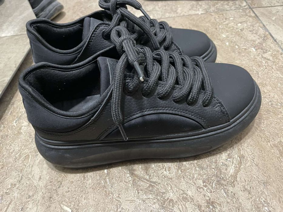 Дамски маратонки Нови -39