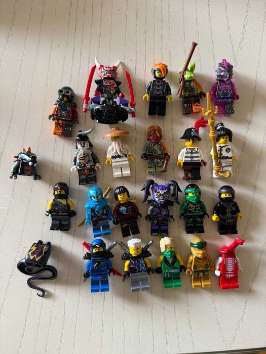 лего минифигурки
