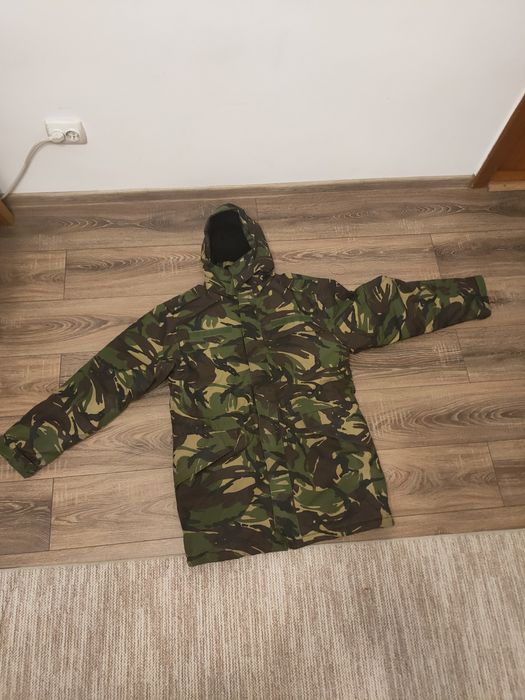 Haine camuflaj tip padure