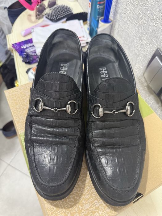 Продам мужские туфли кожанные