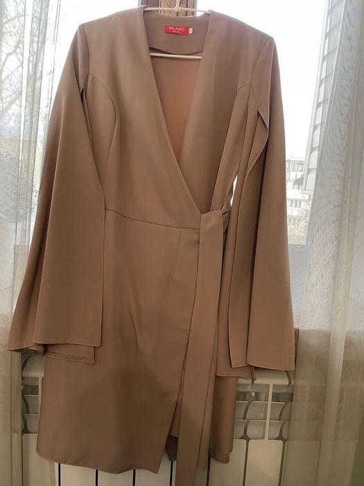 Женское платье