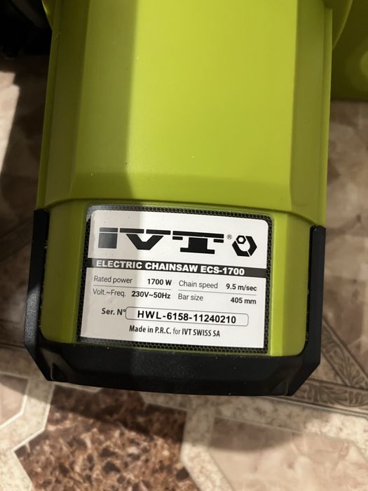Электропила  IVT ECS-1700