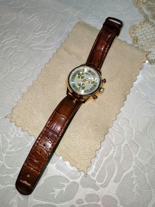 Золотые часы Rolex