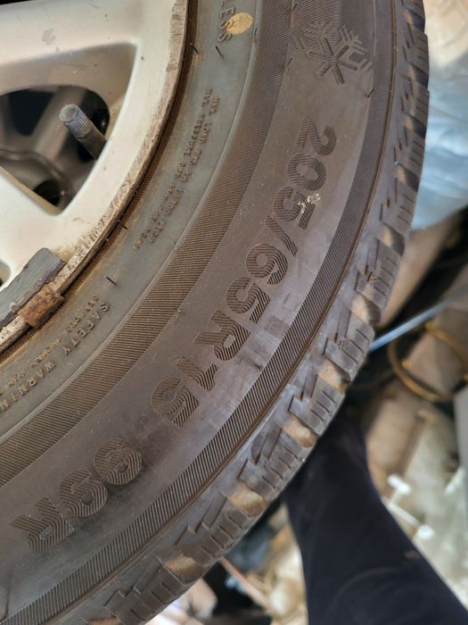 Комплект с дисками на 15