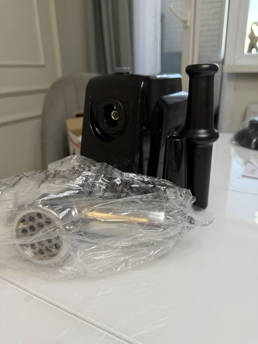 Мясорубка Moulinex Classic ME105830