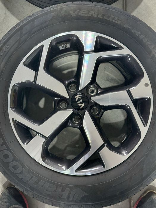 Джанти с гуми за KIA 17 цола 5х114,3