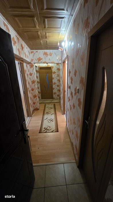 Vand ap cu 3 camere str. Musetelului