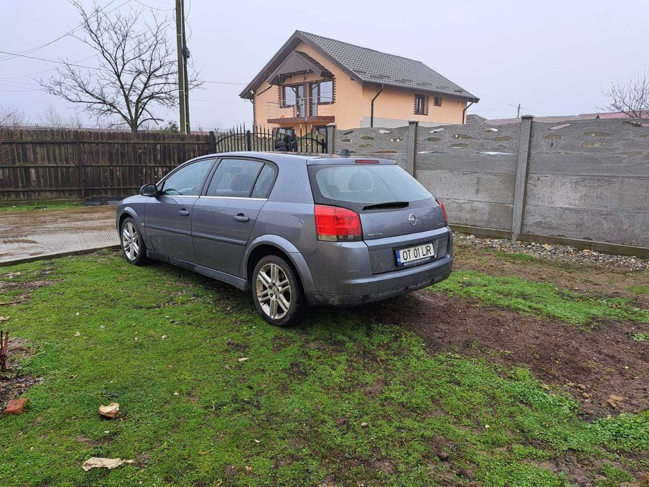 Vând Opel Signum 1.9 CDTI 150 CP