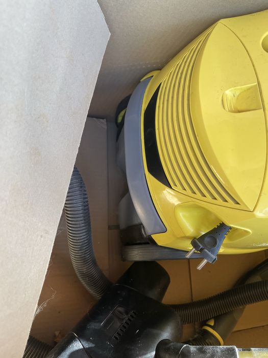 Пылесос Керхер б/у