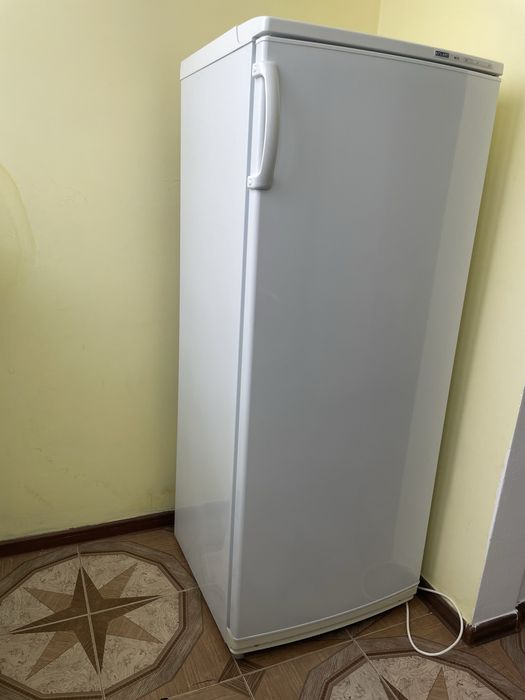 Морозильник атлант в отл сост