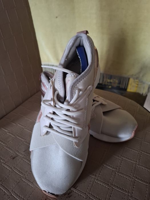 Пума маратонки 37