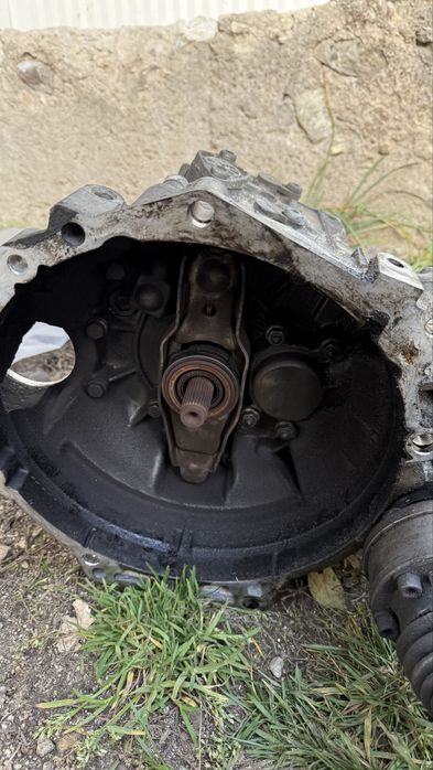 Golf 5 1.9tdi 105кс на части