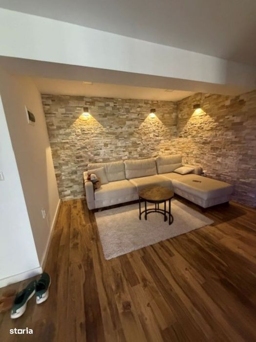 Apartament zona Isu , 3 camere !