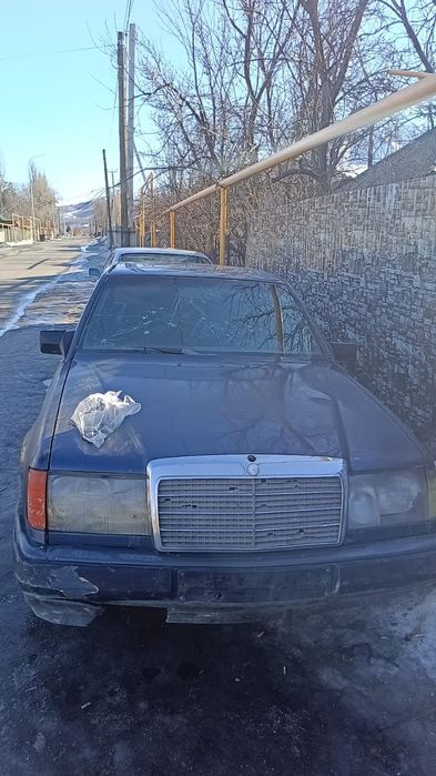 Запчасти на мерседес 124