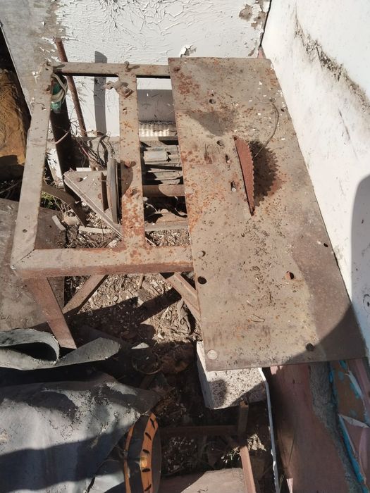 Продам церкулярную пилу.