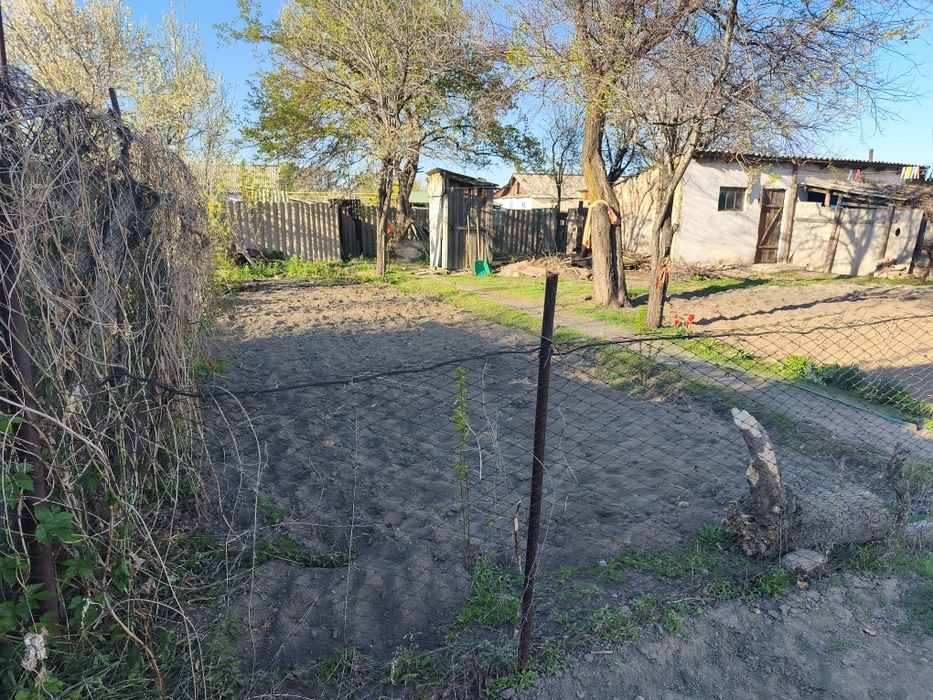 Продаётся дом барачного типа