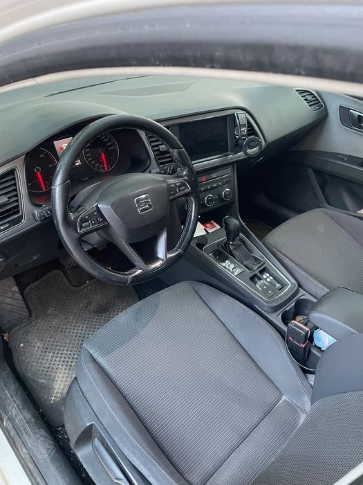 Vand seat leon 1.6 tdi  numai trage