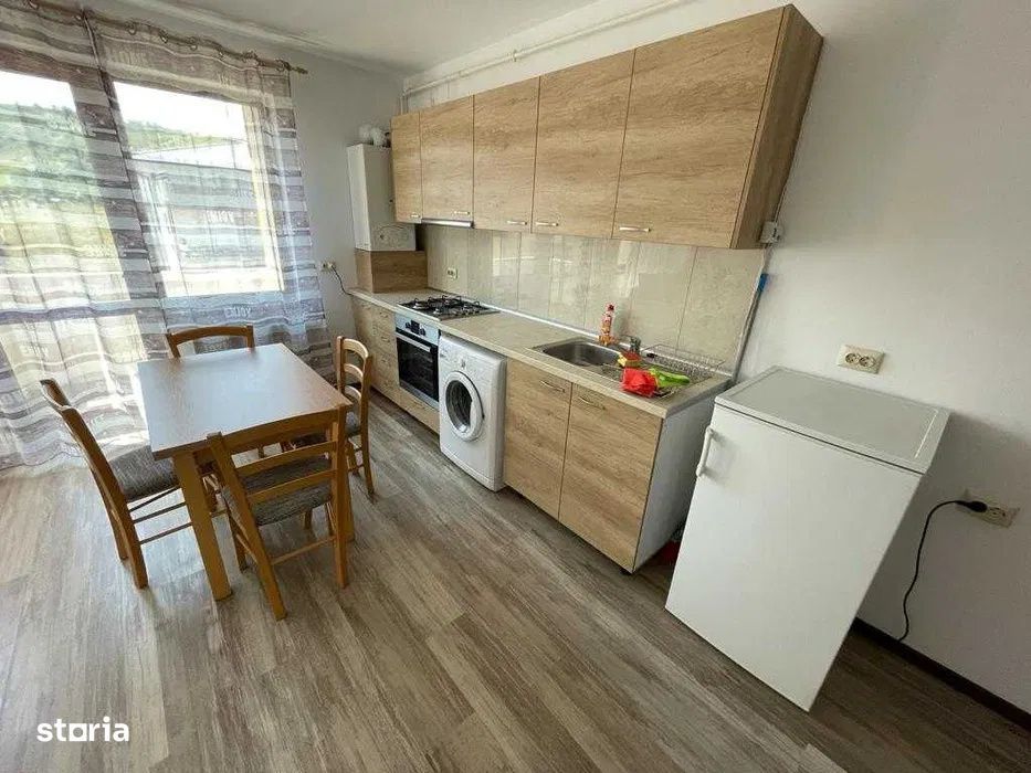 Apartament de vanzare 2 camere,zona Sesul de sus — fotografia 3