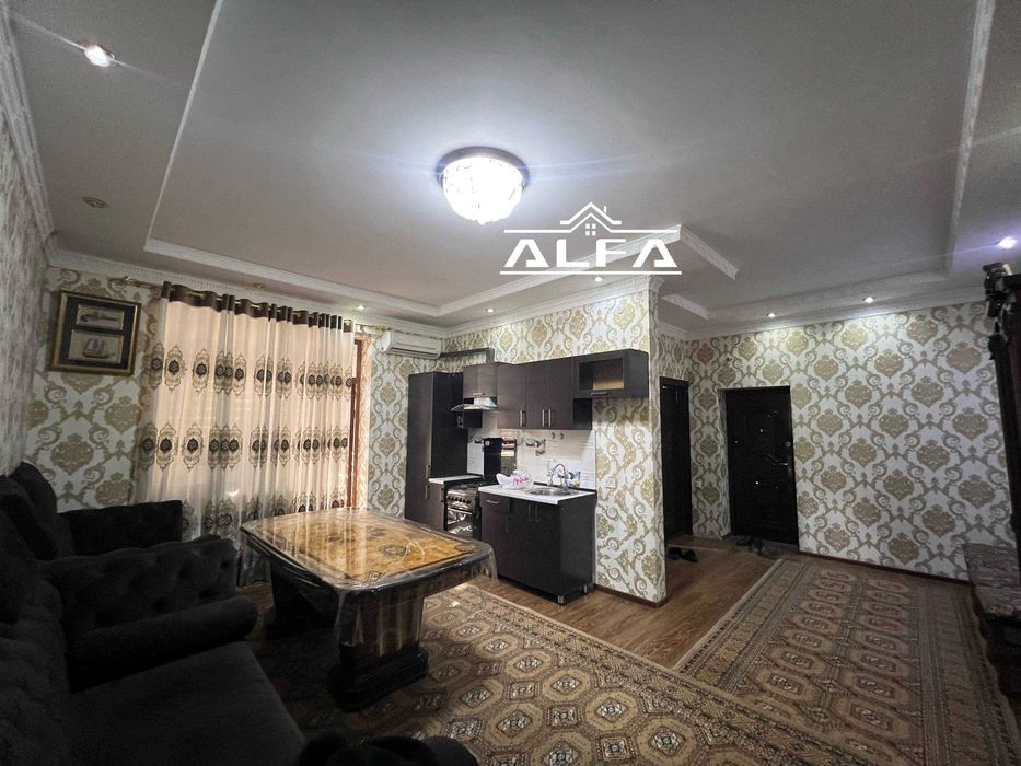 Buxoroda kvartira uy xonadon sotiladi 2 xonali 68m² 1-qavat.