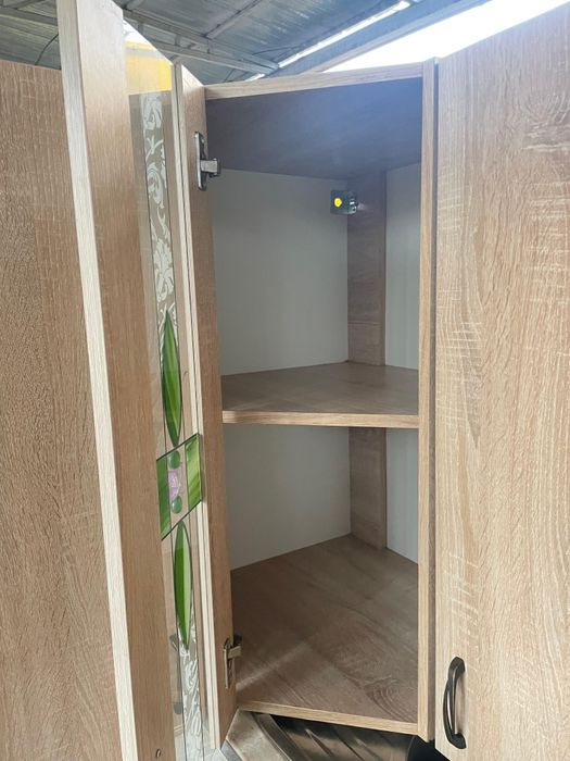 продам Кухонная мебель  верхней часть