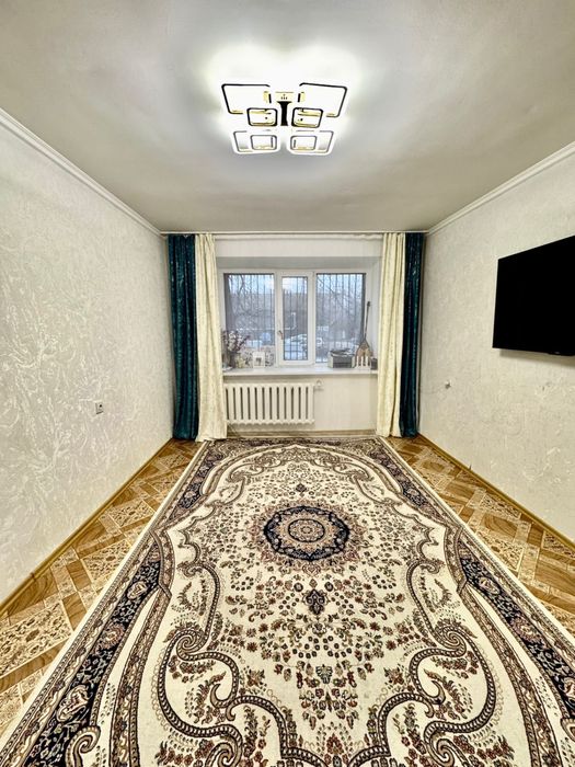 Продаётся 2 комн квартира на 20 школе