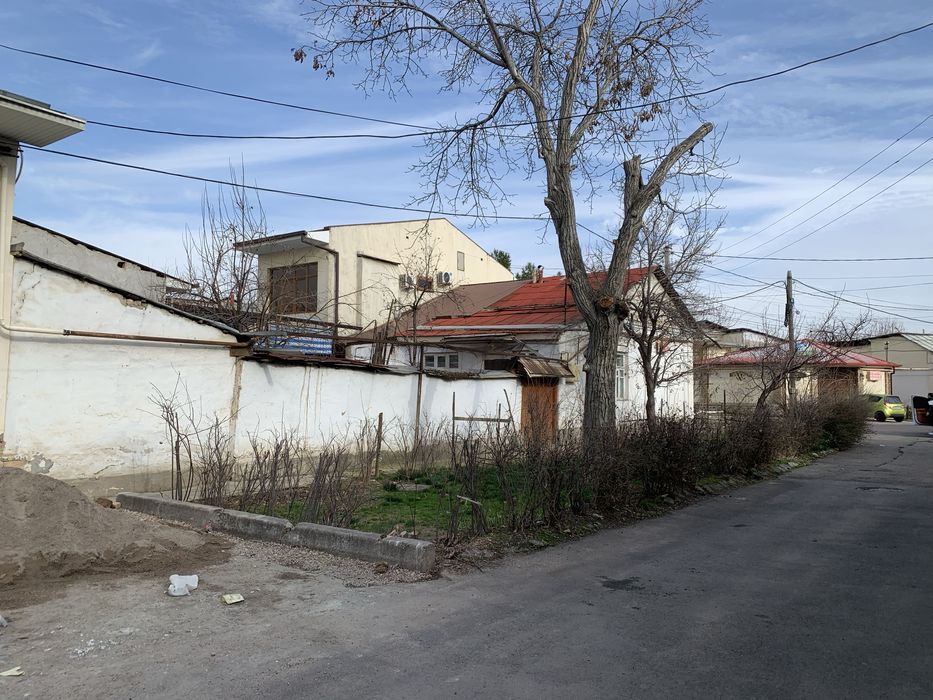 ПРОДАЮ 1/2 дома/участка