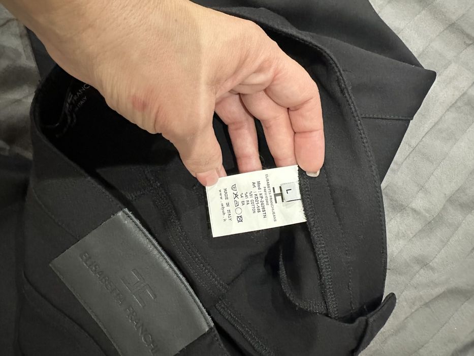 Панталон на Елизабета Франчи