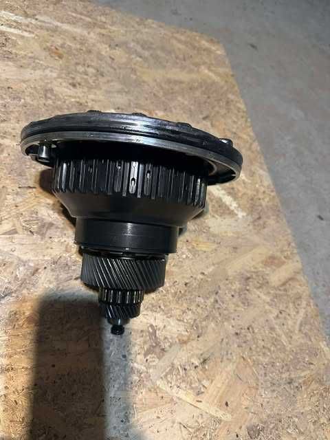 Carcasa cutie Multitronic/CVT Audi 8+1  A4 B8 2.7 TDI