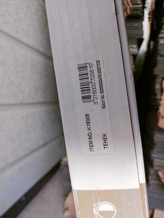 Parchet vinil Artens TEHEK – reutilizabil, stare excelentă – aprox. 50 m²