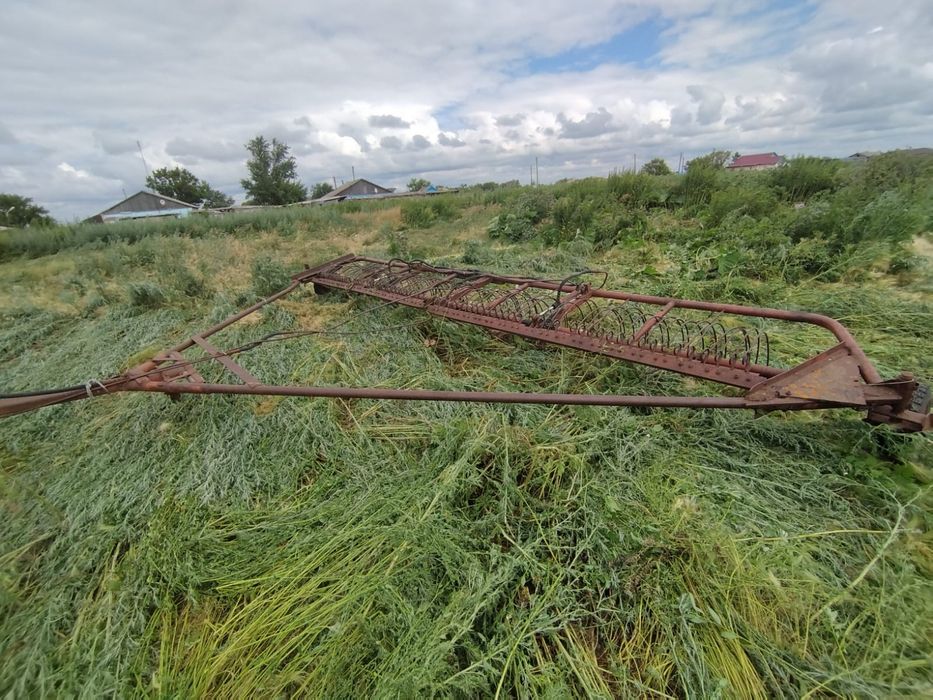 Навесные грабли (гребка)